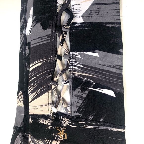 Donna Karan Active pants - Picture 6 of 7